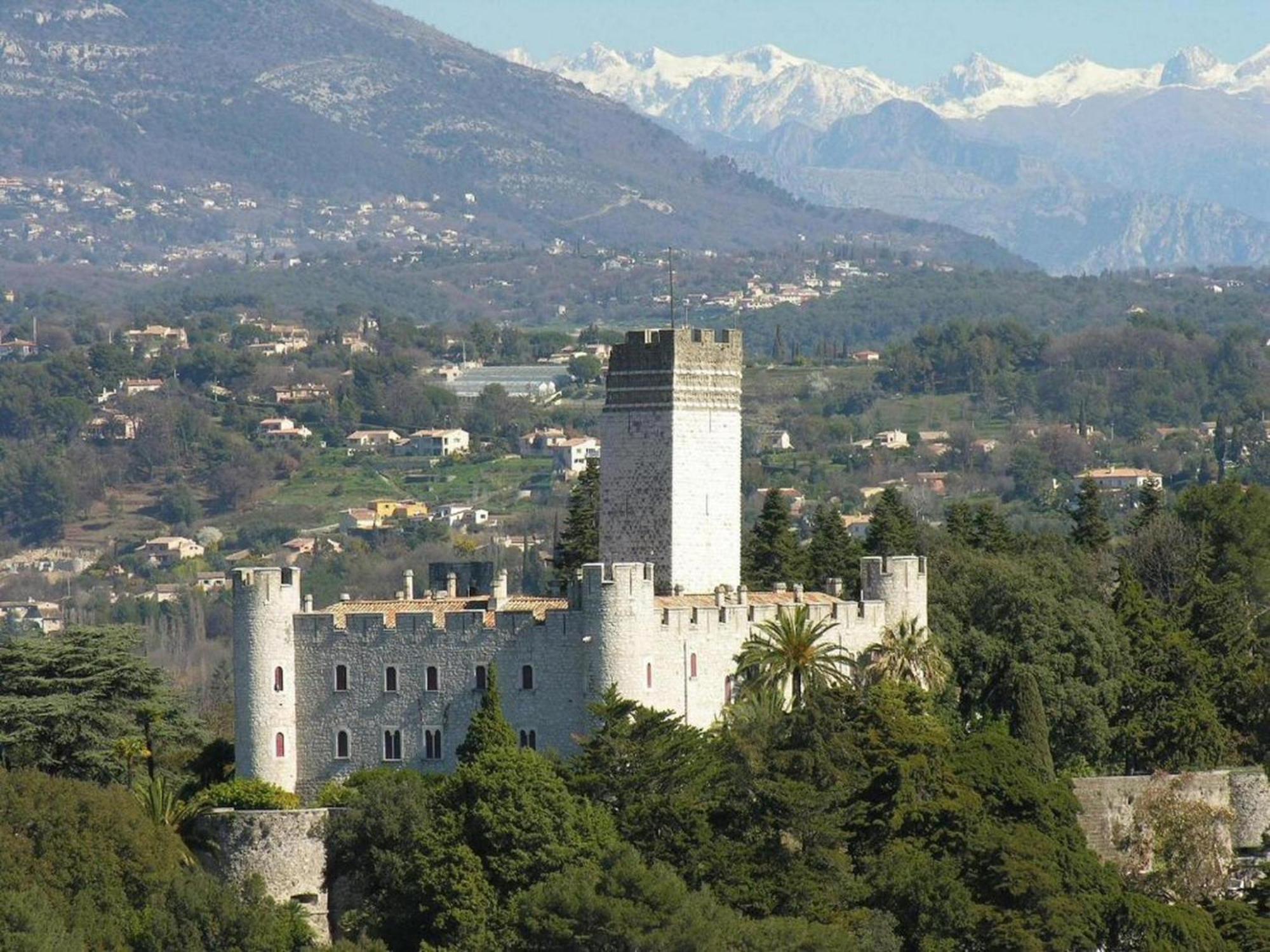 Spacieux 2 Chambres 65M2 Climatise Au Village Medieval Entre Nice Et Antibes Вилньов Любе Екстериор снимка